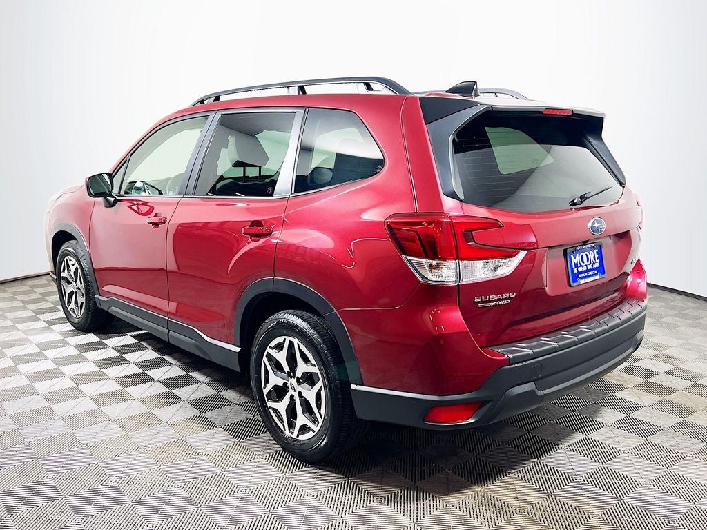 2024 Subaru Forester Premium