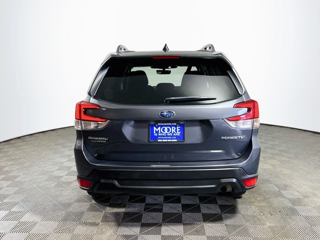 2024 Subaru Forester Premium