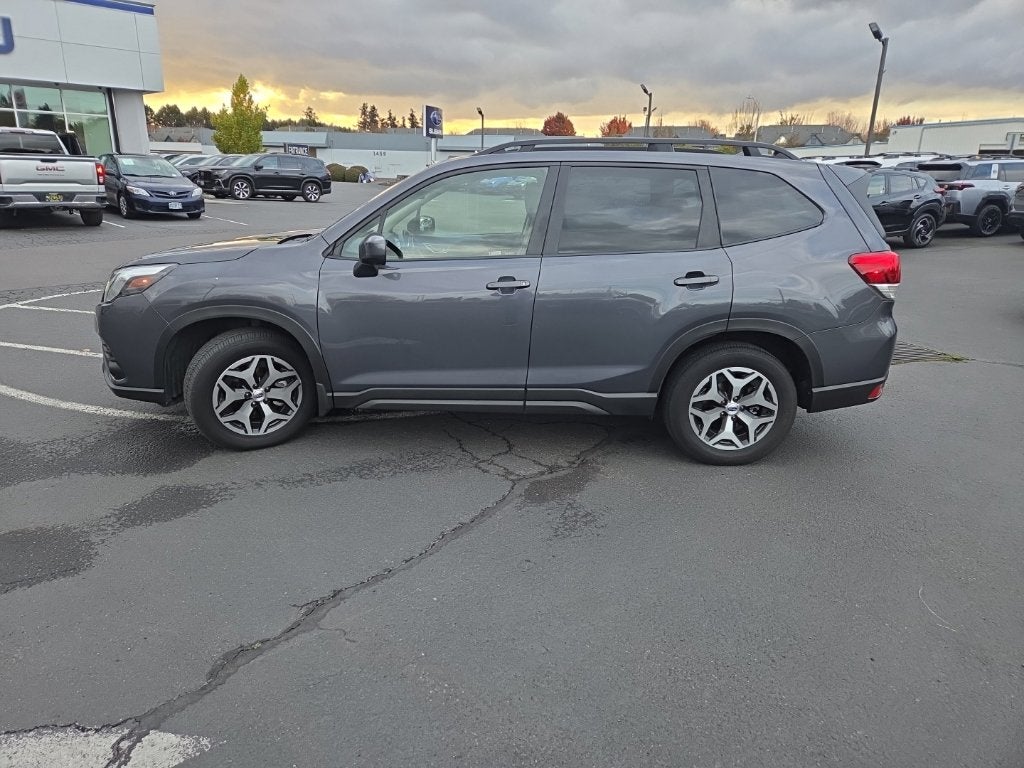 2023 Subaru Forester Premium
