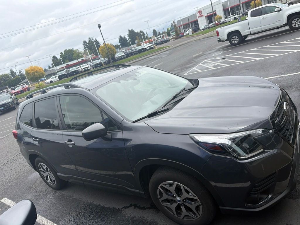 2023 Subaru Forester Premium