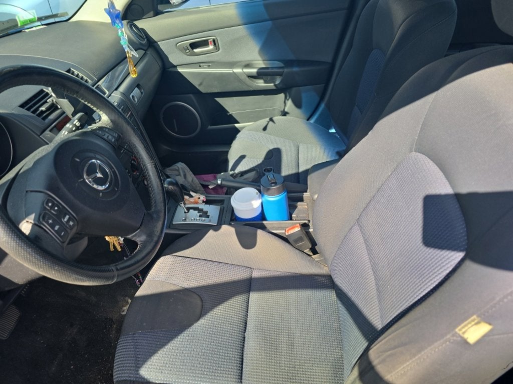 2005 Mazda Mazda3 s Base