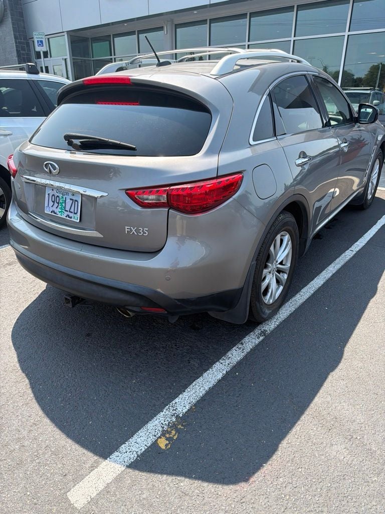 2009 INFINITI FX35 Base