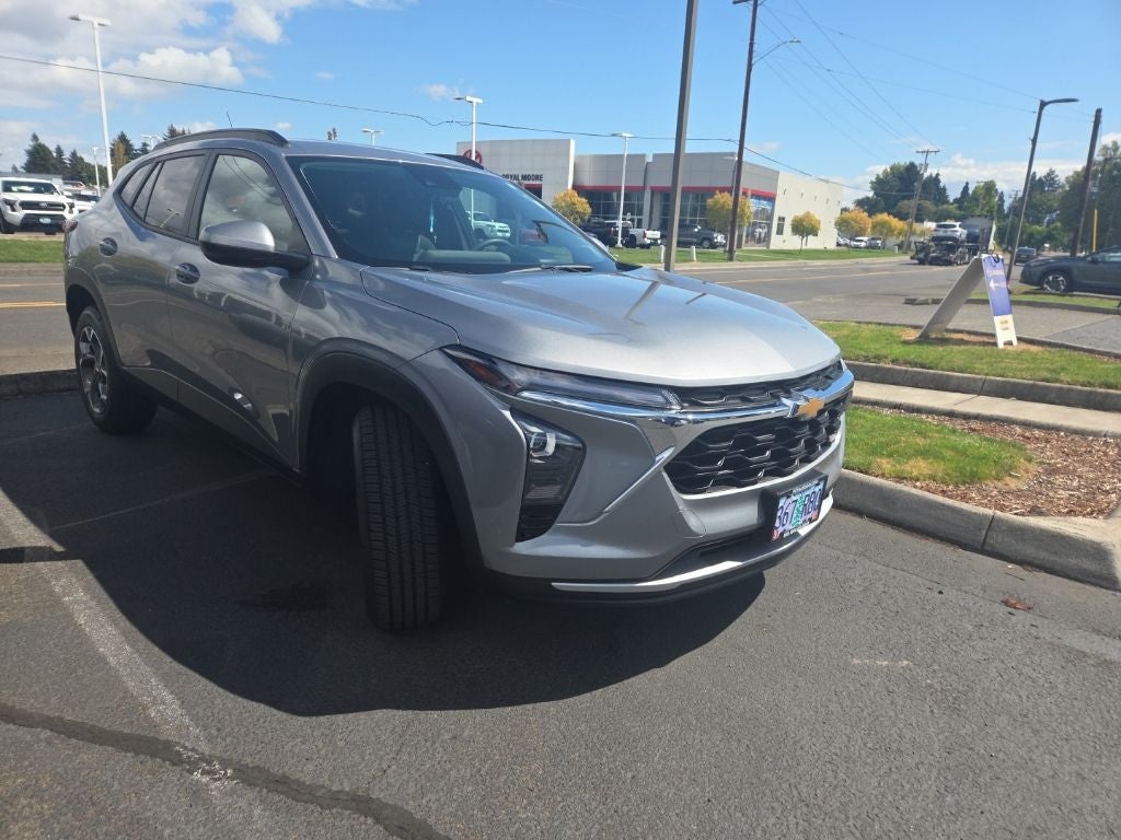 2024 Chevrolet Trax LT