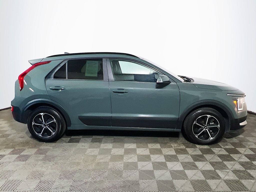 2024 Kia Niro EX