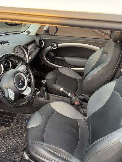 2008 MINI Cooper S Base