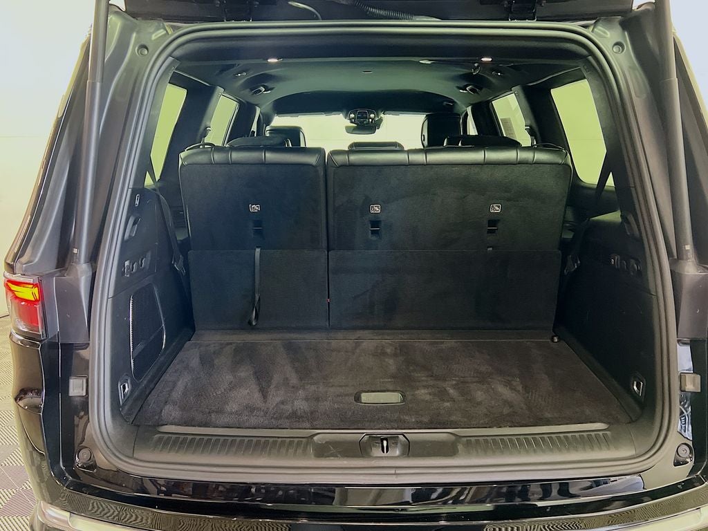 2024 Jeep Wagoneer Base