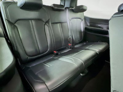 2024 Jeep Wagoneer Base