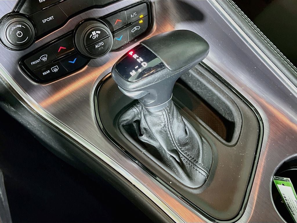 2017 Dodge Challenger SXT