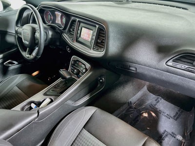 2017 Dodge Challenger SXT