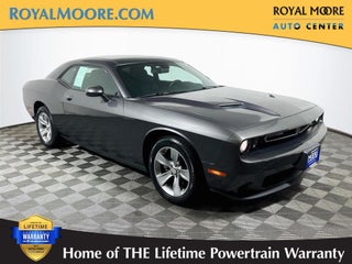 2017 Dodge Challenger SXT