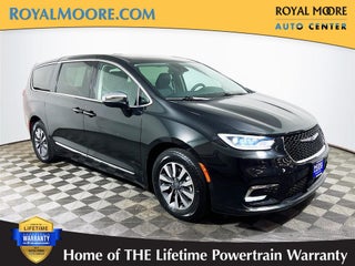 2023 Chrysler Pacifica Hybrid Limited