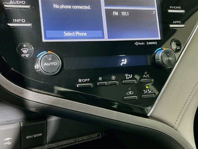 2018 Toyota Camry Hybrid SE