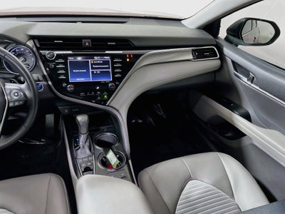 2018 Toyota Camry Hybrid SE