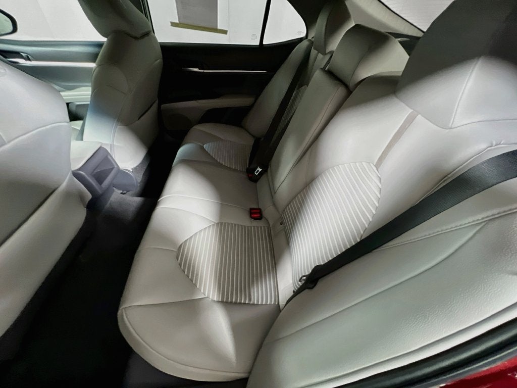 2018 Toyota Camry Hybrid SE
