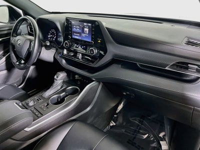 2021 Toyota Highlander XSE