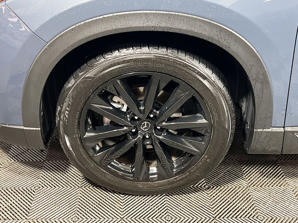 2022 Mazda Mazda CX-9 Carbon Edition
