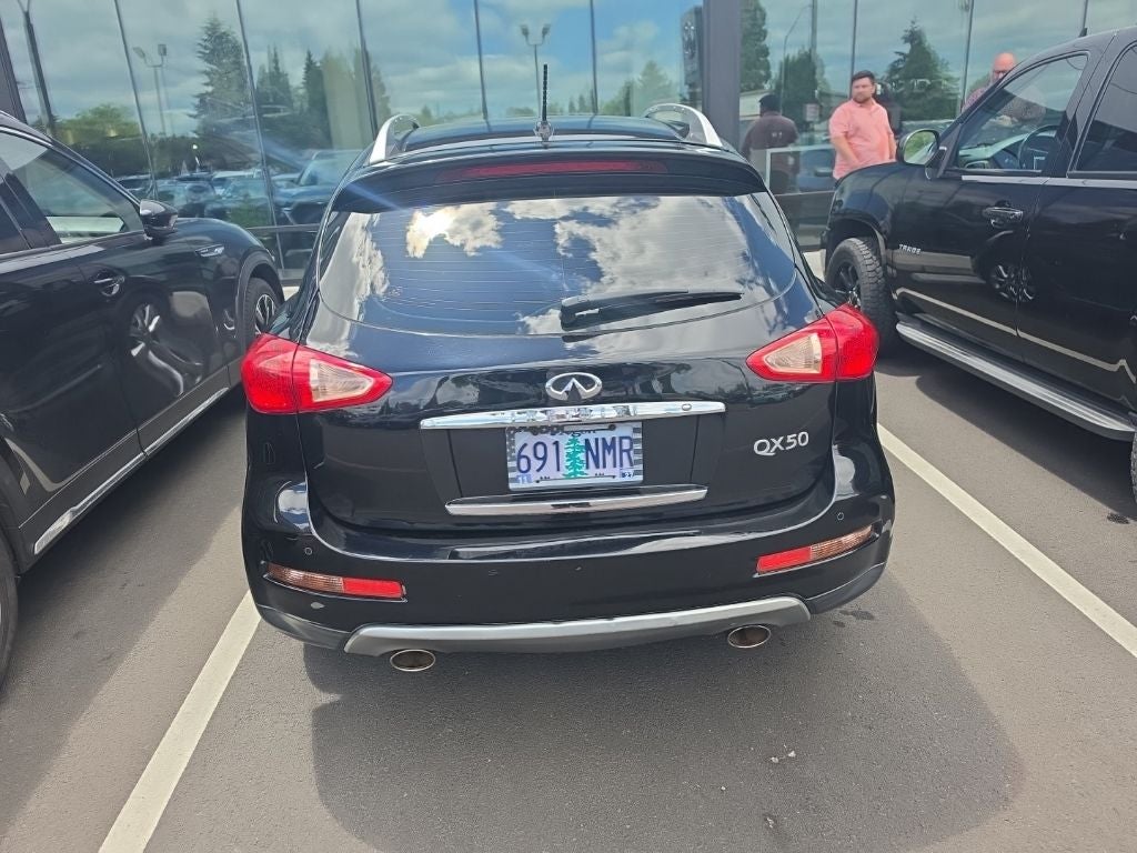 2017 INFINITI QX50 Base