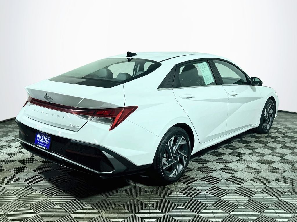 2024 Hyundai Elantra Limited