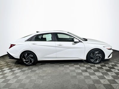 2024 Hyundai Elantra Limited
