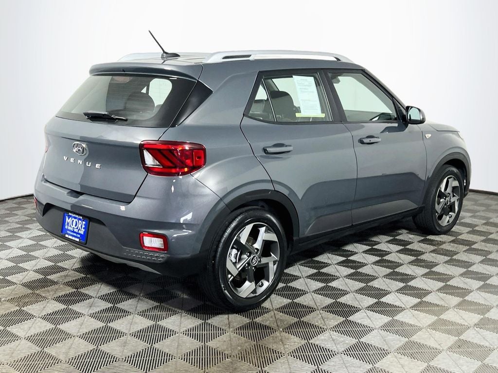 2025 Hyundai Venue SEL