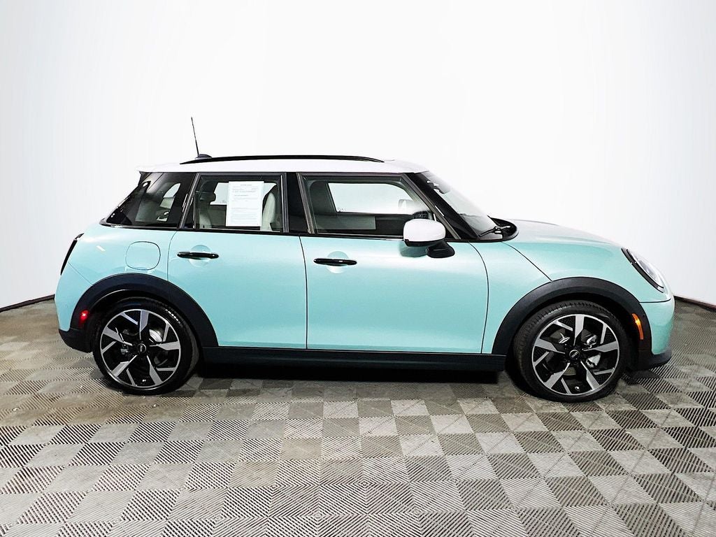 2025 MINI Cooper S Iconic