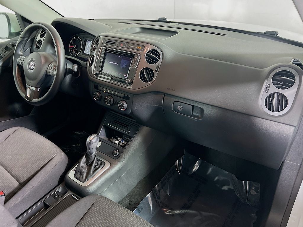 2017 Volkswagen Tiguan Limited 2.0T 4Motion