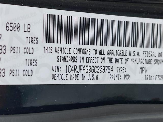 2016 Jeep Grand Cherokee Laredo