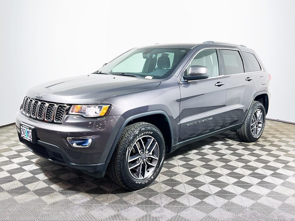 2019 Jeep Grand Cherokee Laredo E