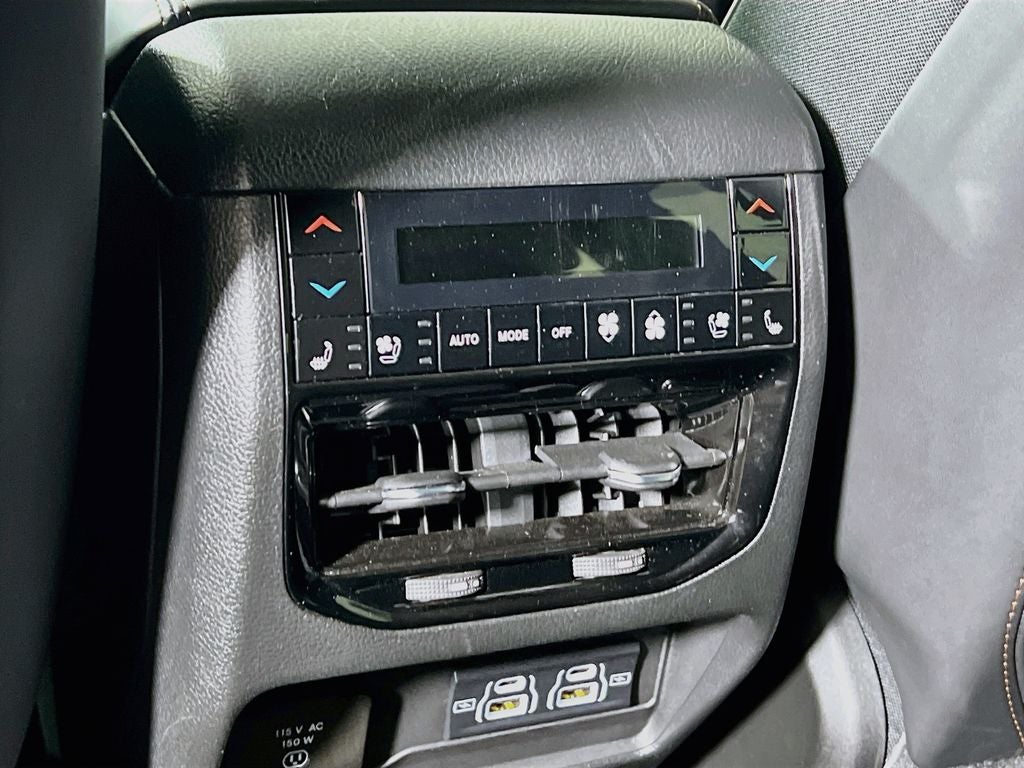 2025 Jeep Grand Cherokee L Summit