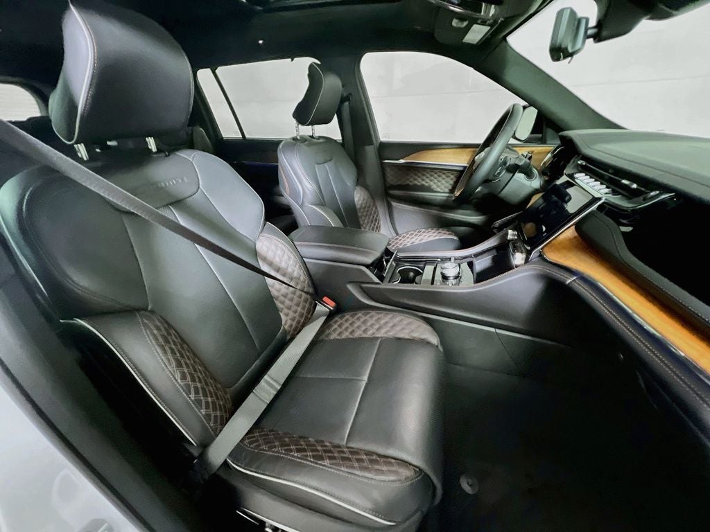 2025 Jeep Grand Cherokee L Summit