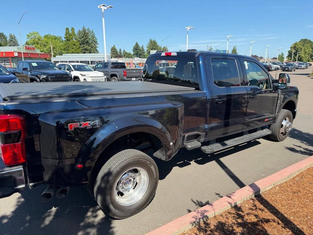 2025 Ford F-350SD Lariat DRW