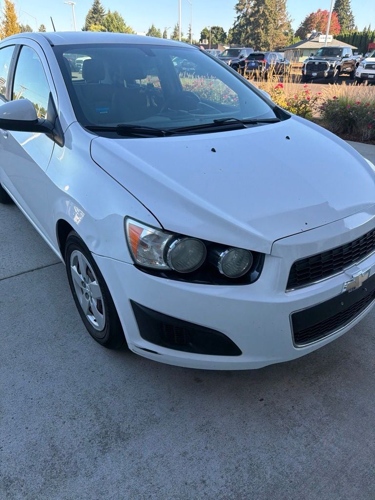 2016 Chevrolet Sonic LS