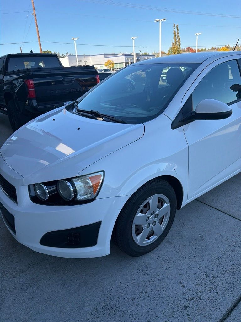 2016 Chevrolet Sonic LS