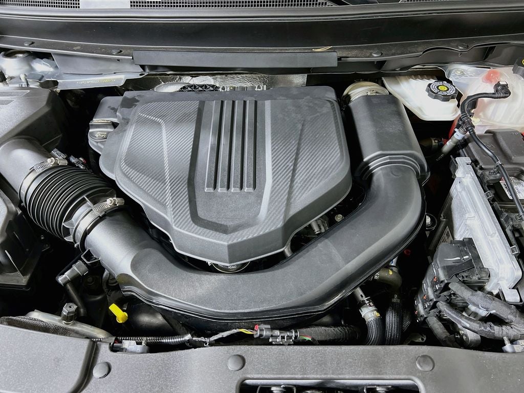 2025 GMC Acadia AT4