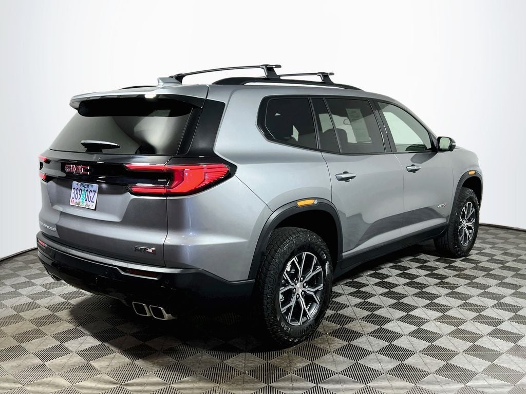 2025 GMC Acadia AT4