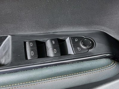 2025 GMC Acadia AT4