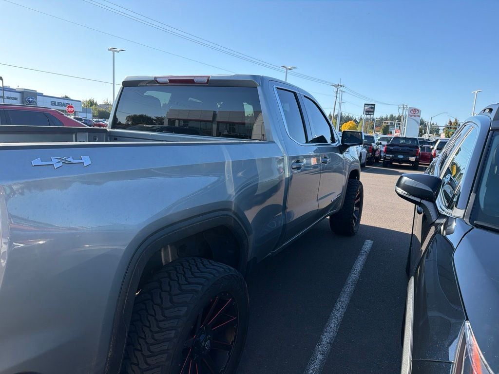 2023 GMC Sierra 1500 SLE