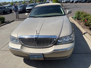 2007 Lincoln Town Car Signature Limited