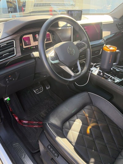 2024 Volkswagen Atlas 2.0T SEL Premium R-Line