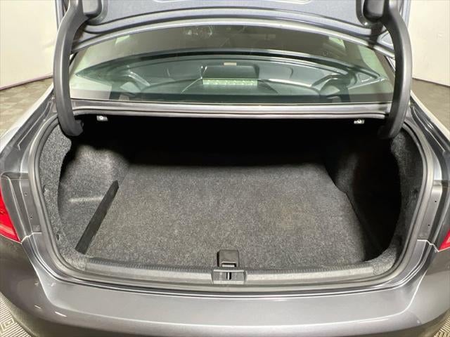 2014 Volkswagen Passat 1.8T S