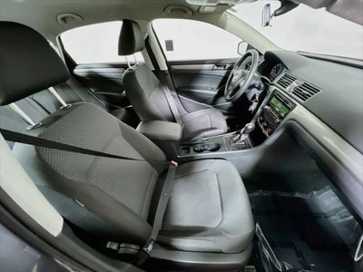 2014 Volkswagen Passat 1.8T S