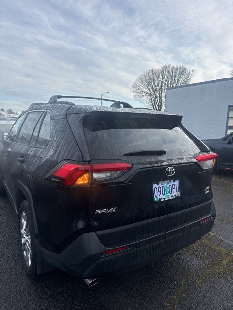 2025 Toyota RAV4 XLE Premium