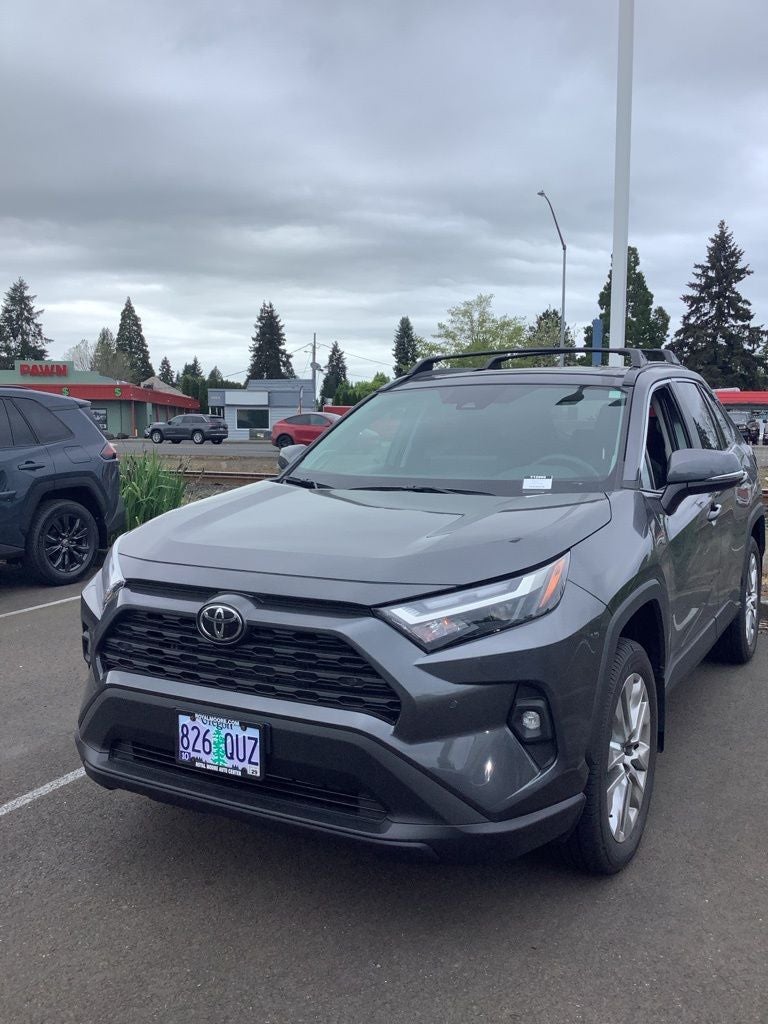 2025 Toyota RAV4 XLE Premium