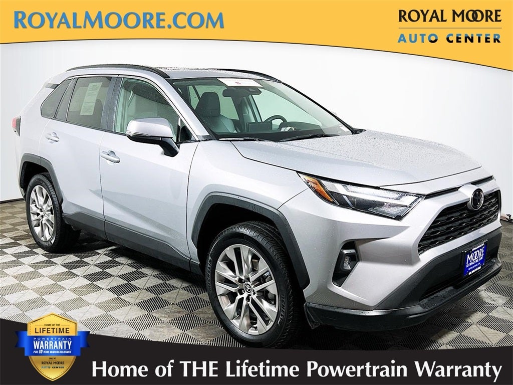 2025 Toyota RAV4 XLE Premium