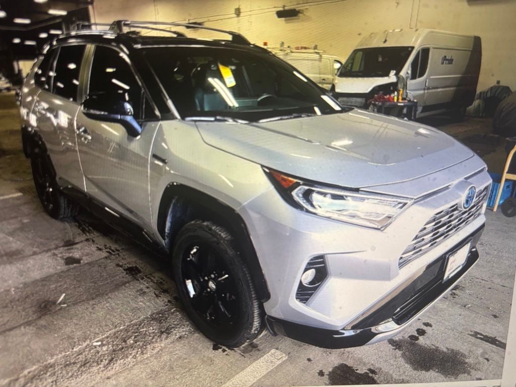 2019 Toyota RAV4 Hybrid XSE