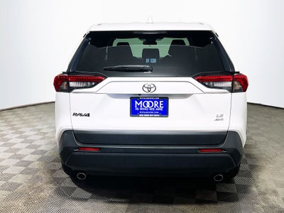 2025 Toyota RAV4 LE