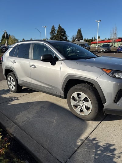 2019 Toyota RAV4 LE