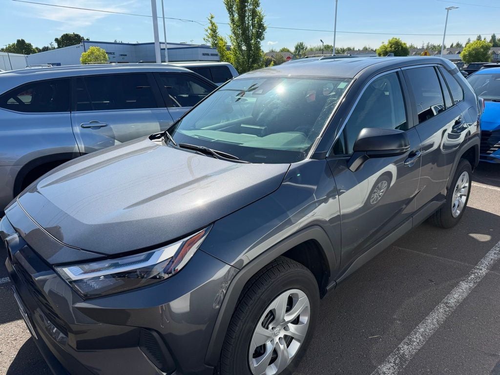 2023 Toyota RAV4 LE