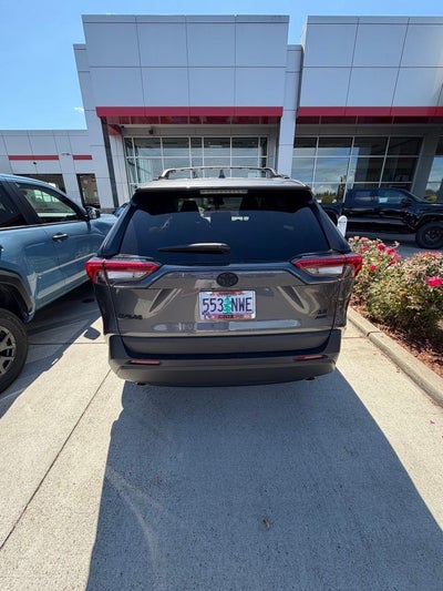 2021 Toyota RAV4 LE