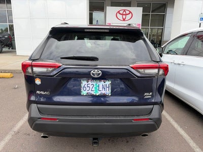 2020 Toyota RAV4 XLE